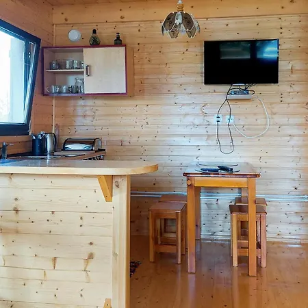 Lovely In Kladno With Kitchen 펜션 Pleśna