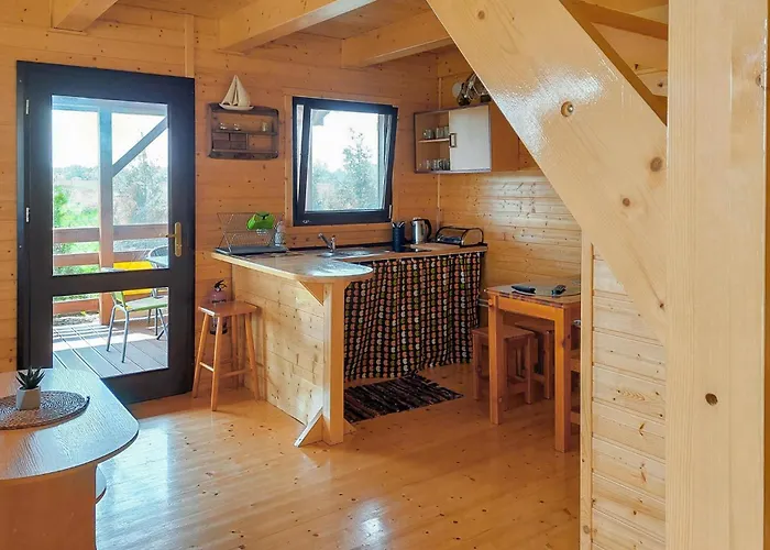 Lovely In Kladno With Kitchen Pleśna