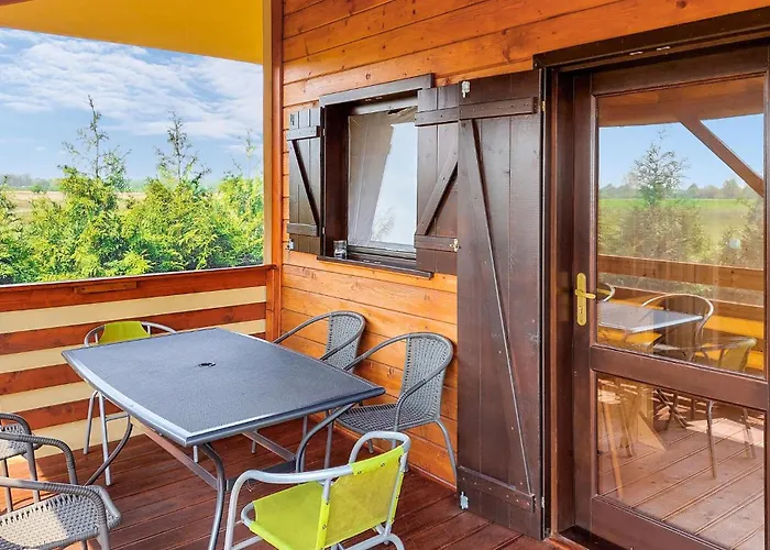 Lovely In Kladno With Kitchen Сasa de vacaciones