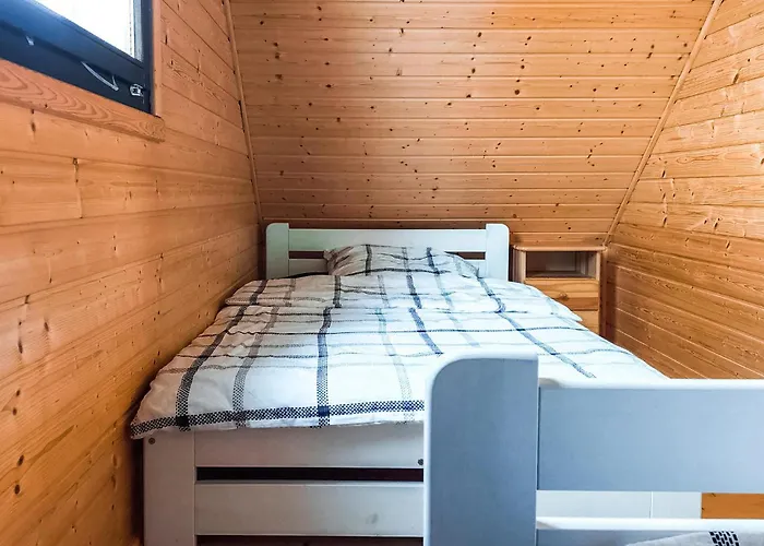 Сasa de vacaciones Lovely In Kladno With Kitchen